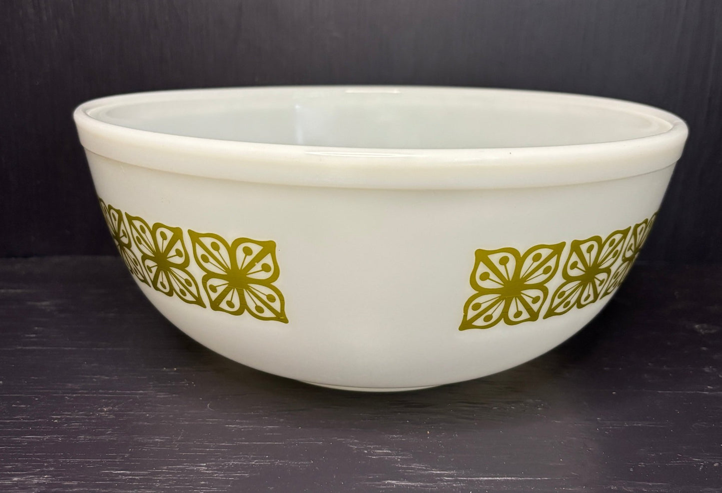 Pyrex Verde Square Flowers Floral Mixing Bowl
