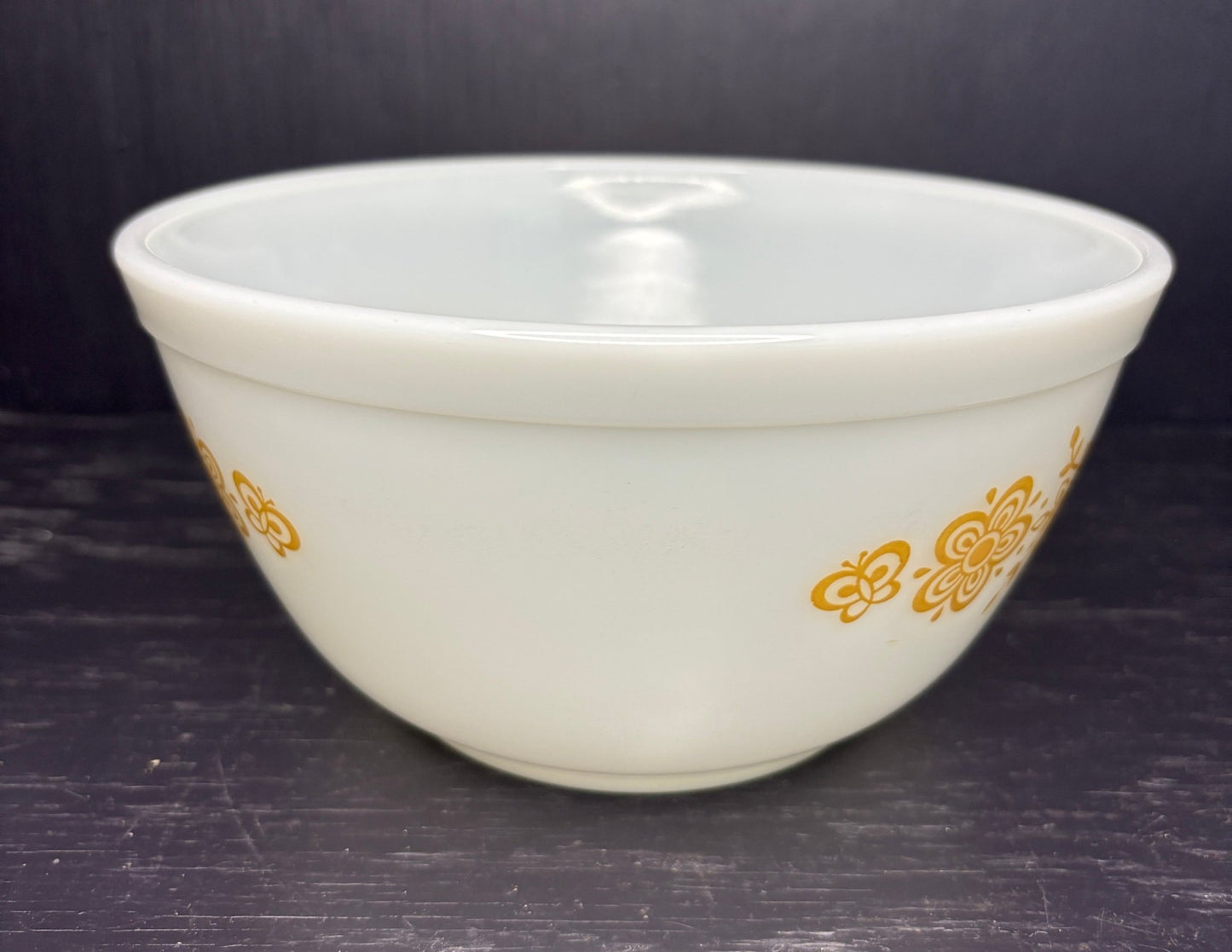 Pyrex White Butterfly Gold Mixing Bowl