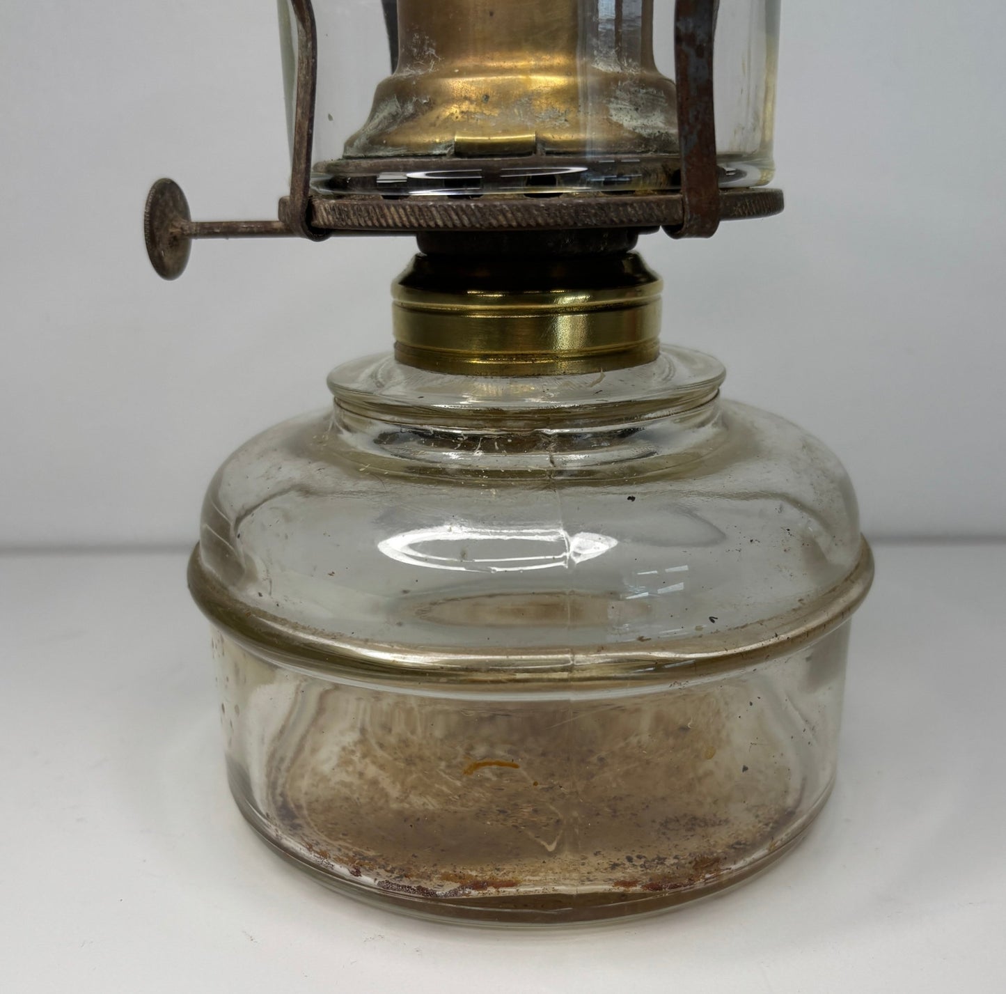 Queen Mary Bunkhouse Oil Lamp