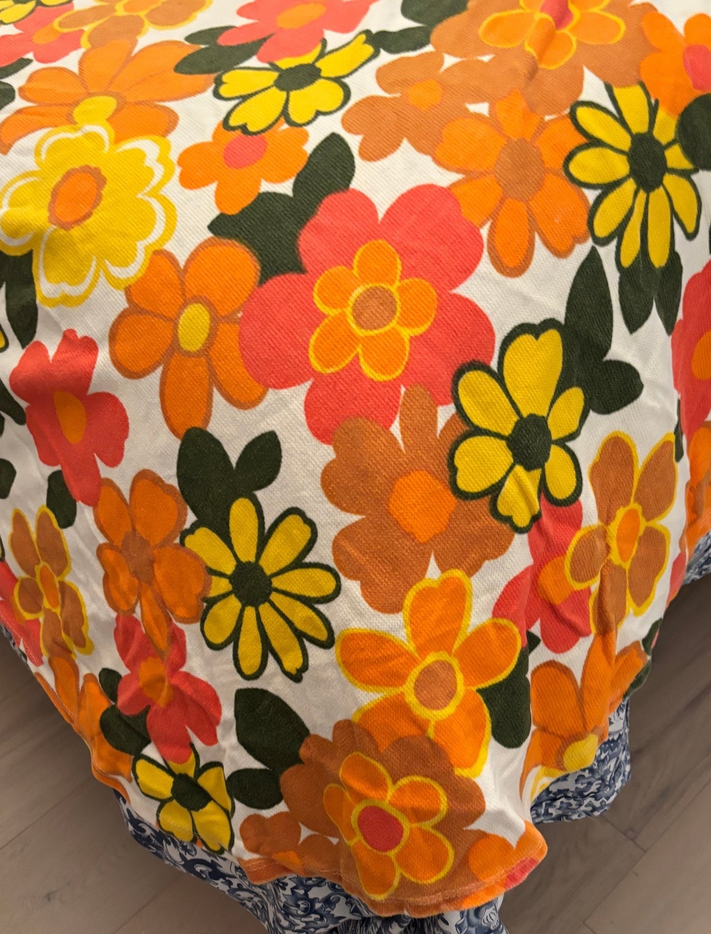 Retro Orange Floral Blanket