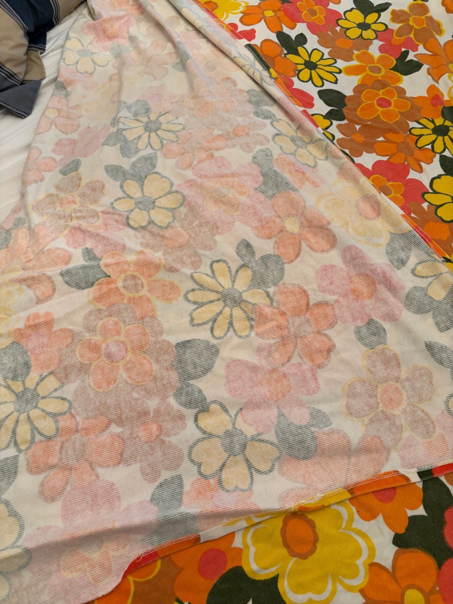 Retro Orange Floral Blanket