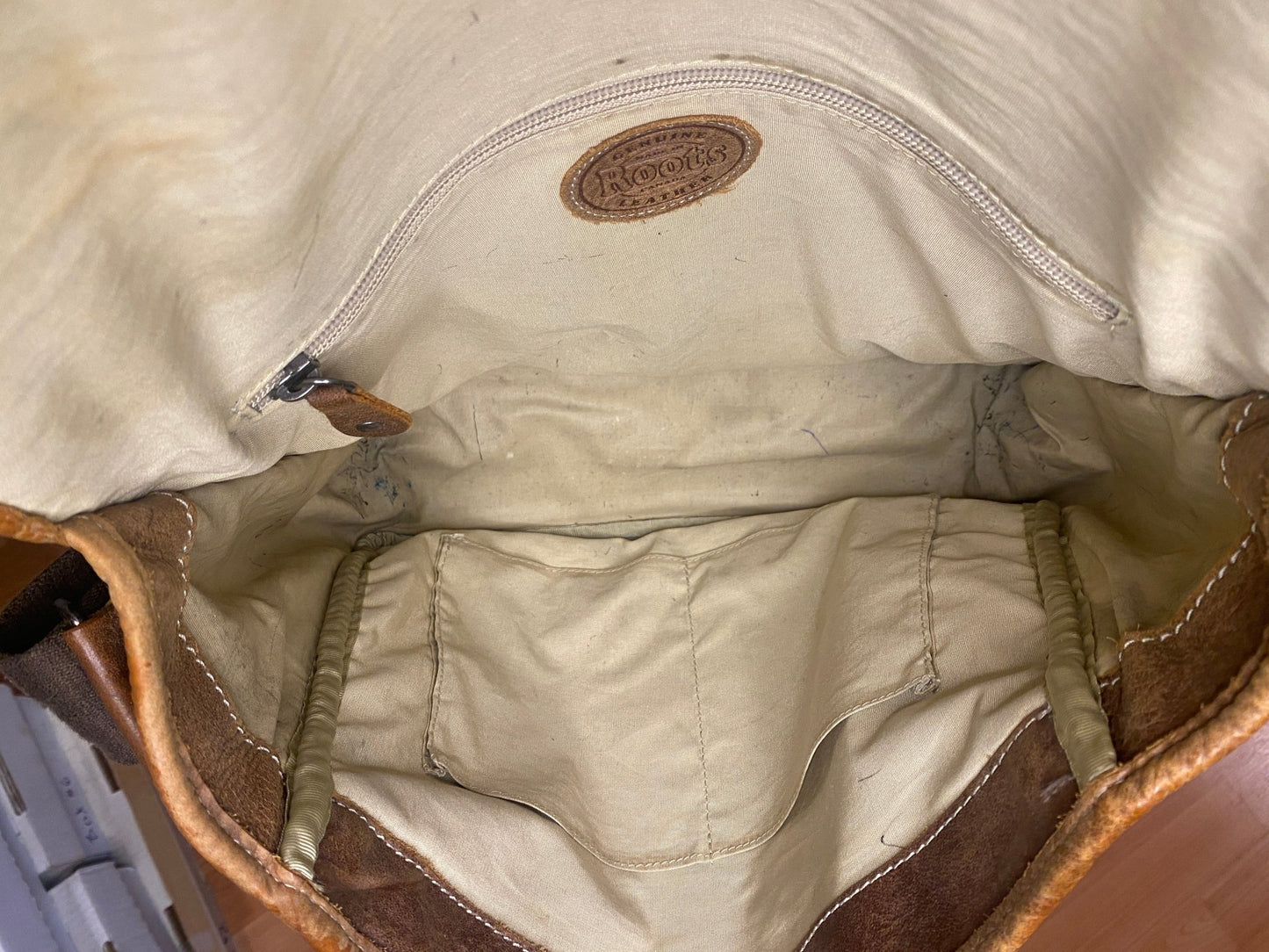 Roots Brown Leather Messenger Bag Satchel