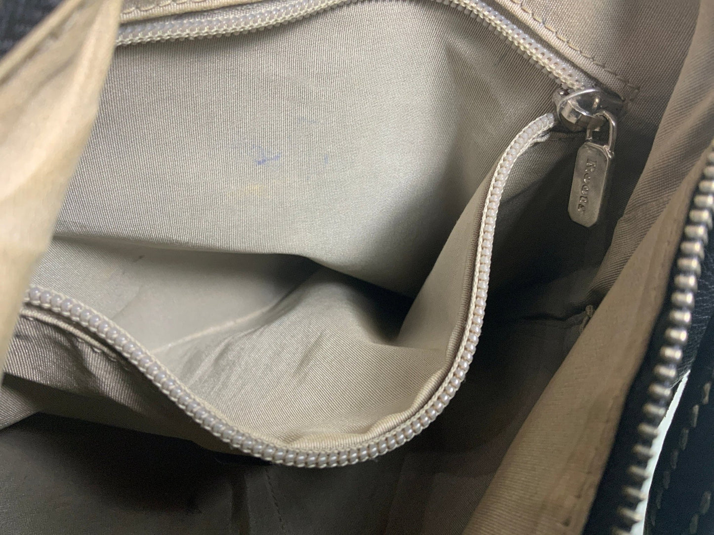 Roots Venetian Village Prince Black Leather Crossbody Purse