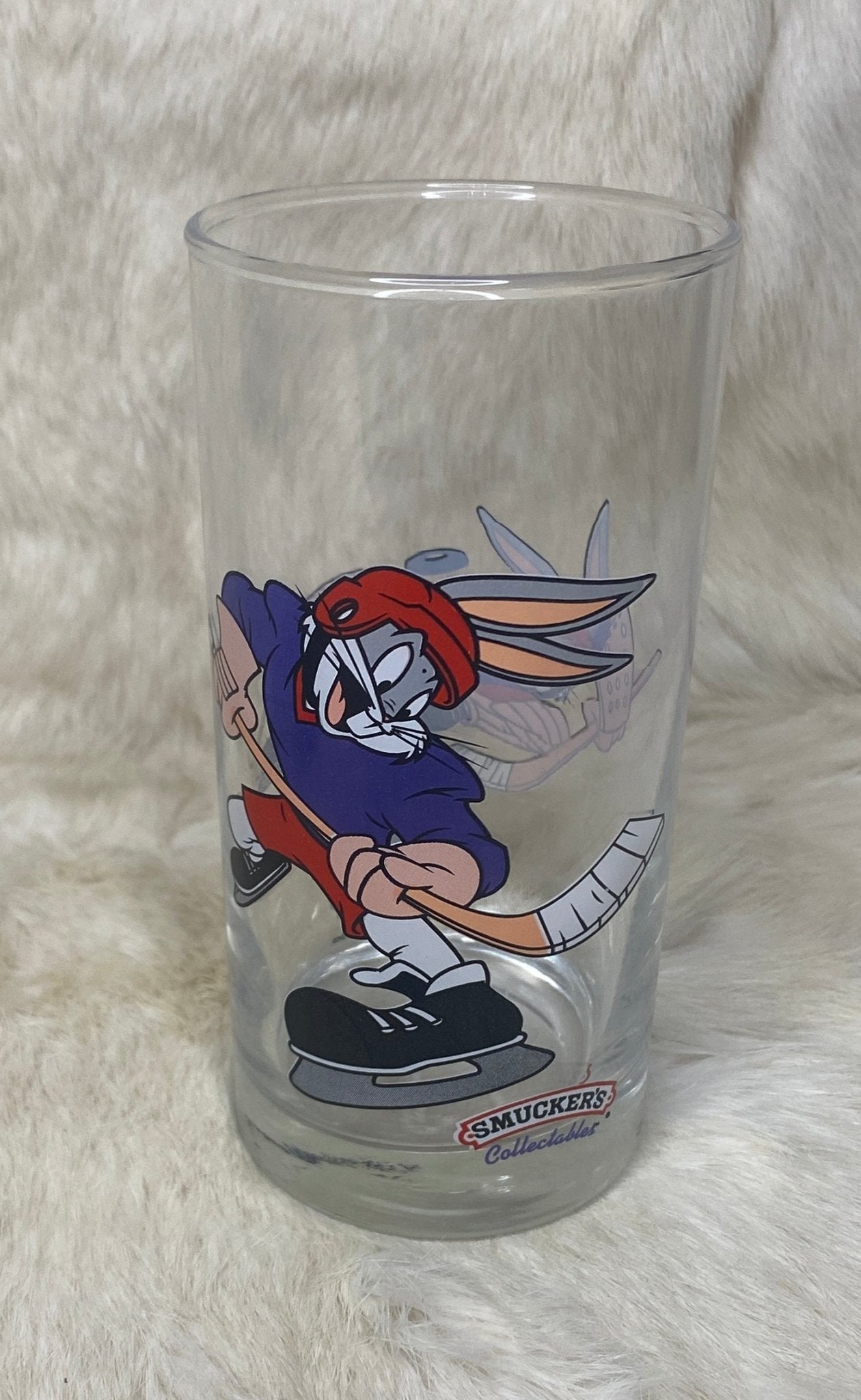 Smuckers Looney Tunes Bugs Bunny Hockey Glass Tumbler