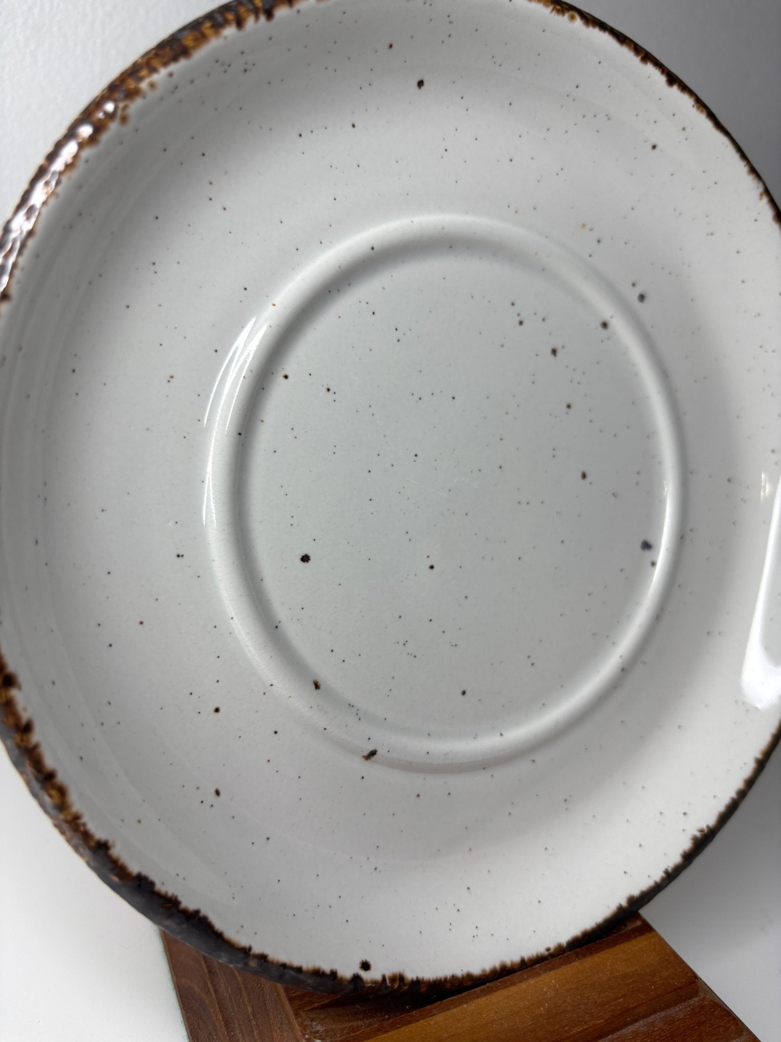 Stonehenge Midwinter Creation Saucers - HLJ at HomeStonehenge Midwinter Creation SaucersSaucerStonehenge Midwinter