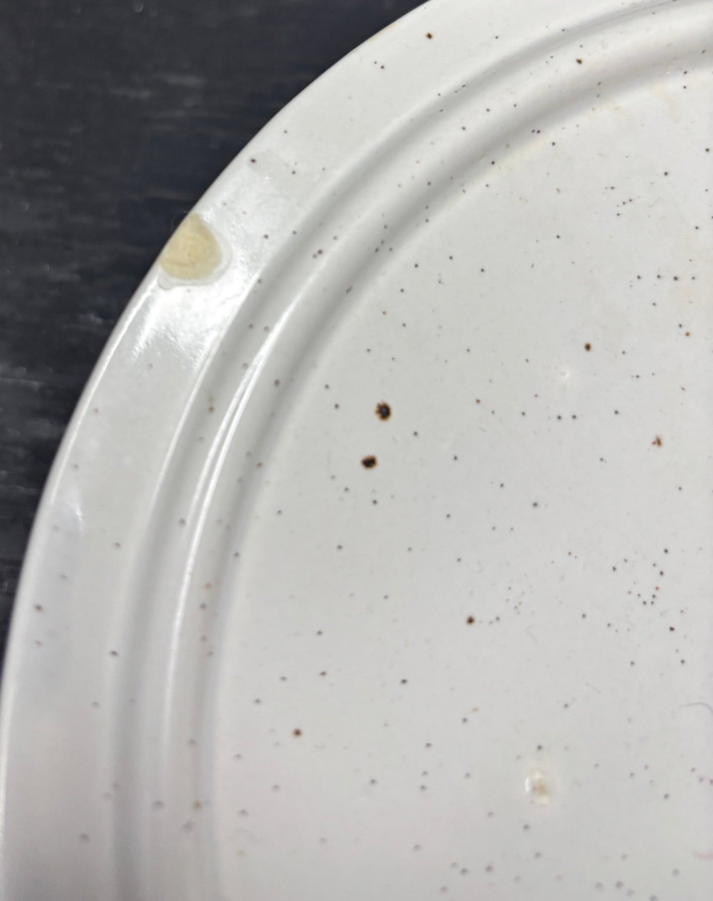 Stonehenge Midwinter Wild Oats Casserole Dish