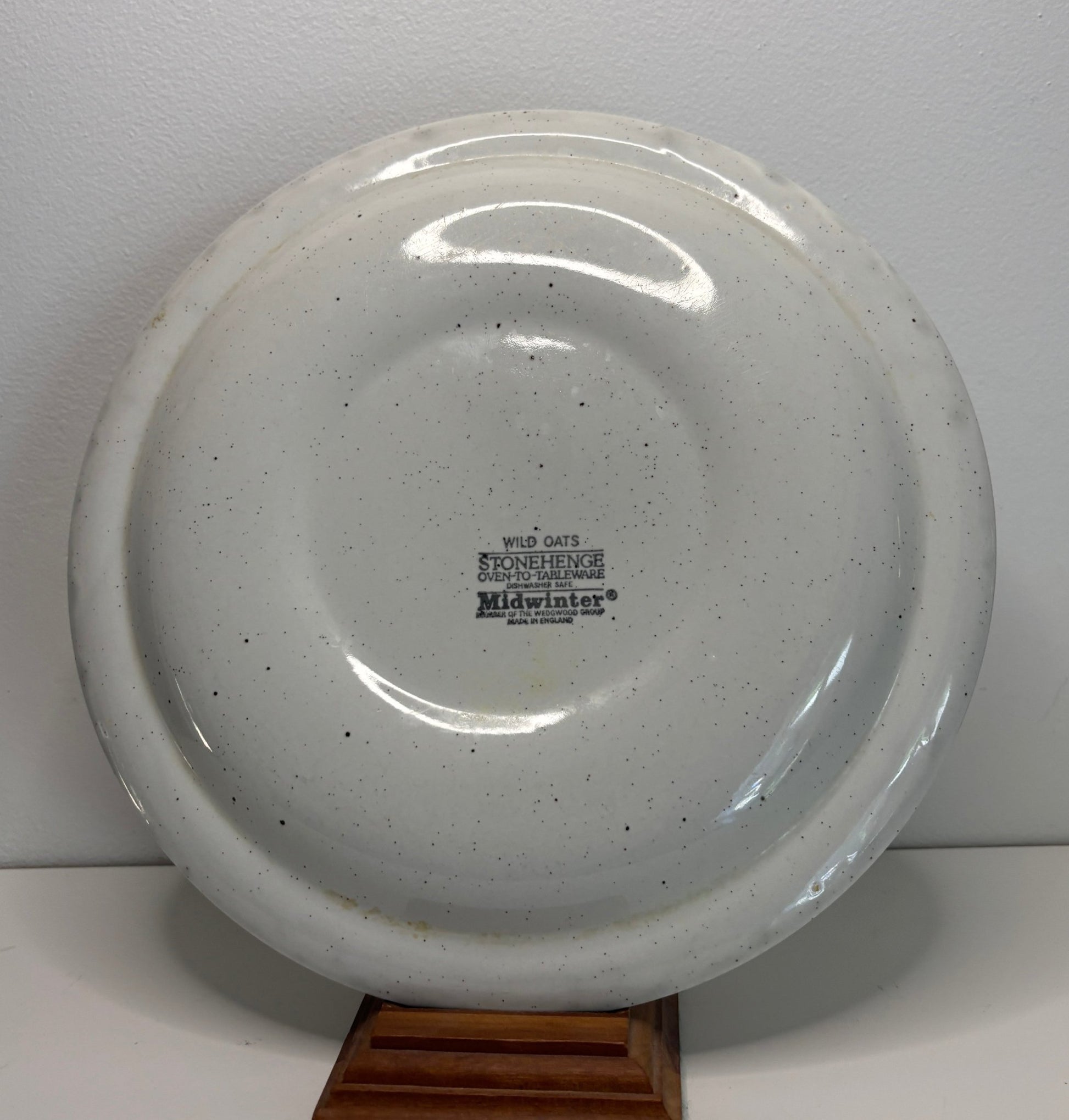 Stonehenge Midwinter Wild Oats Dinner Plates