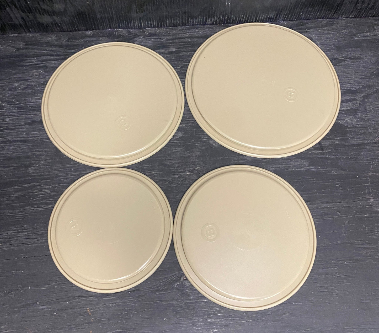 Tupperware 4 Piece One Touch Canisters