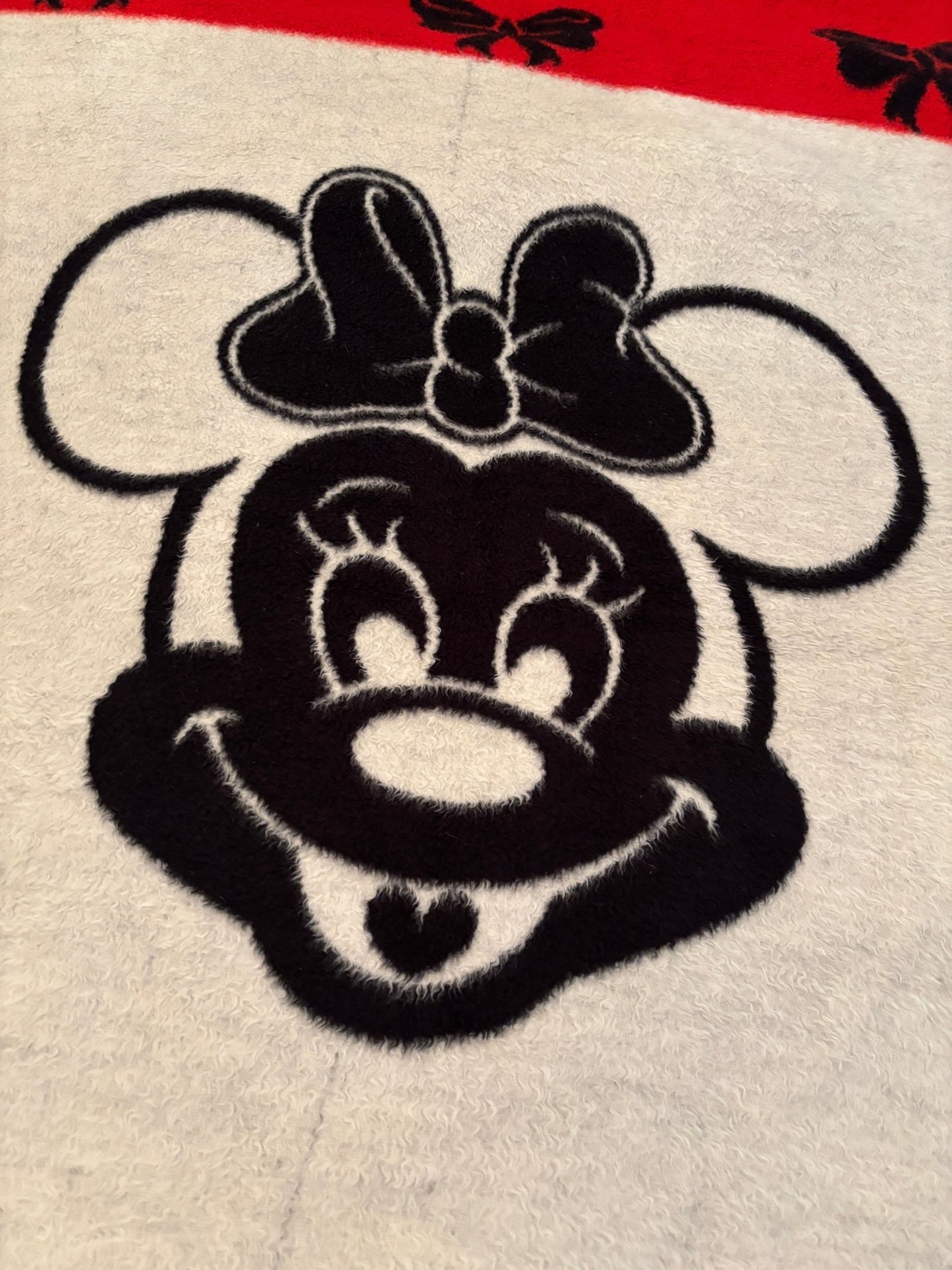 Vintage Minnie Mouse Reverse Image Wool Blanket