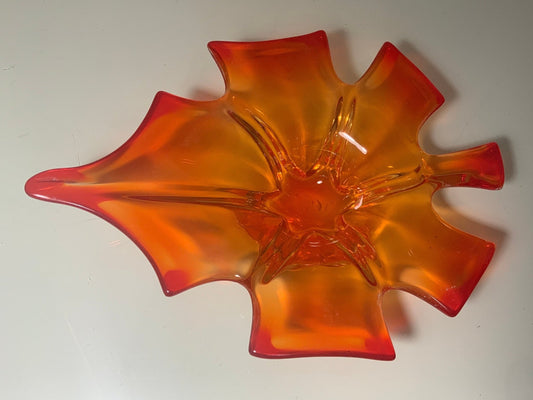 Vintage Murano Maple Leaf Glass Dish Centrepiece