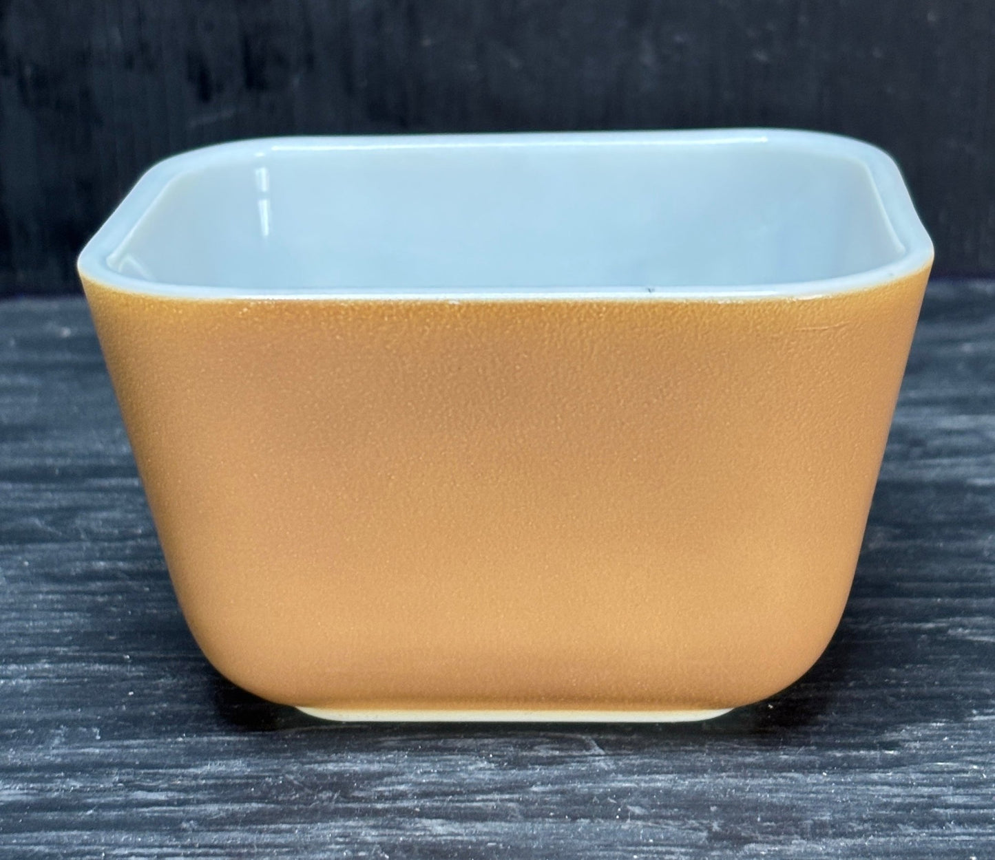 Vintage Pyrex Brown 350ml Fridgie Dish Pyrex 501B