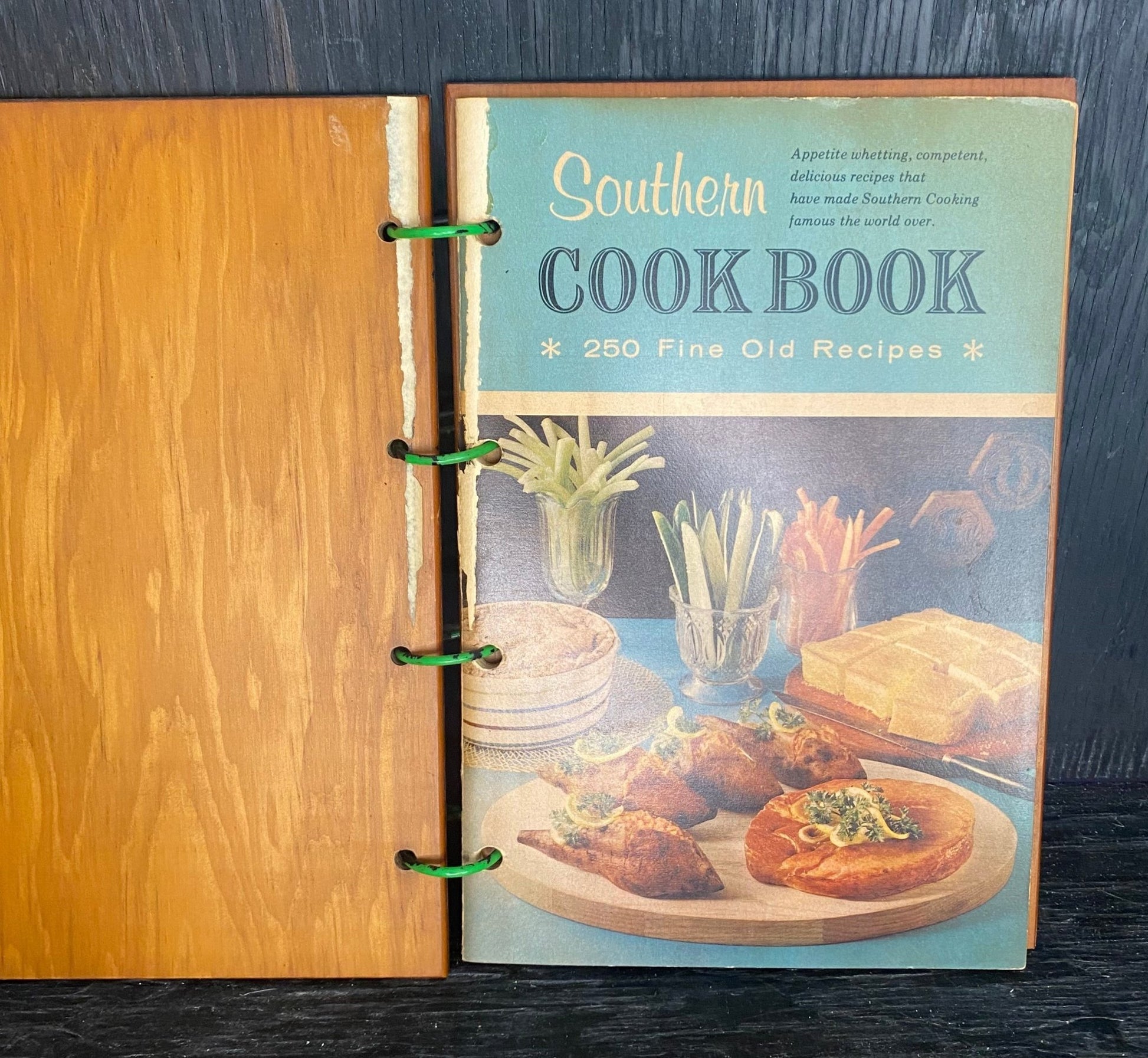 Cookbook of Fine Old Dixie Recipes