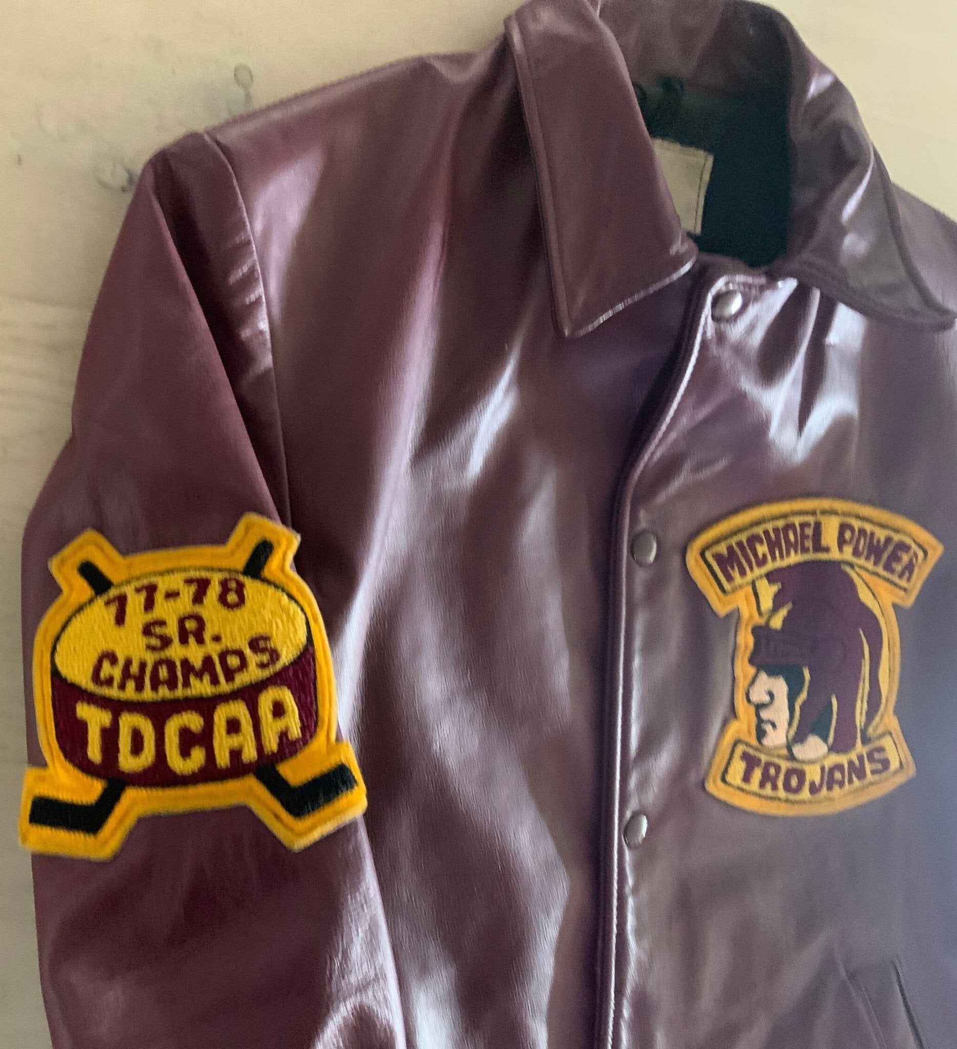 1977 - 1978 Michael Power Trojans High School Leather Vintage Hockey Jacket Adult Medium - HLJ at Home1977 - 1978 Michael Power Trojans High School Leather Vintage Hockey Jacket Adult MediumJacketHLJ at Home