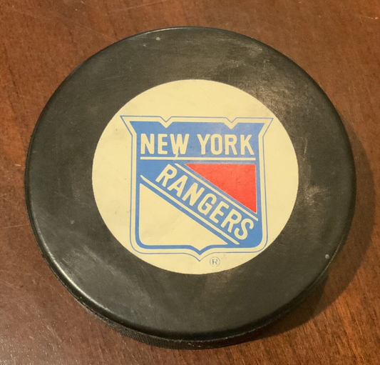 Official NHL New York Rangers Hockey Puck