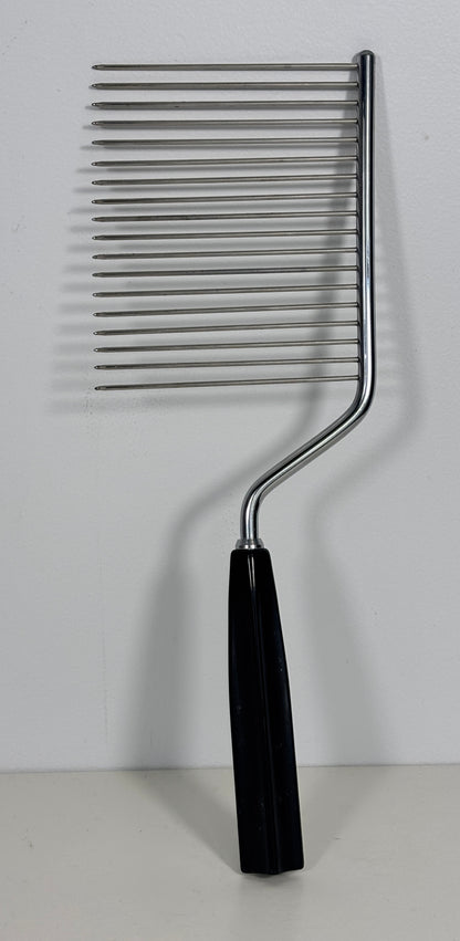 Schneider Vintage Cake Breaker