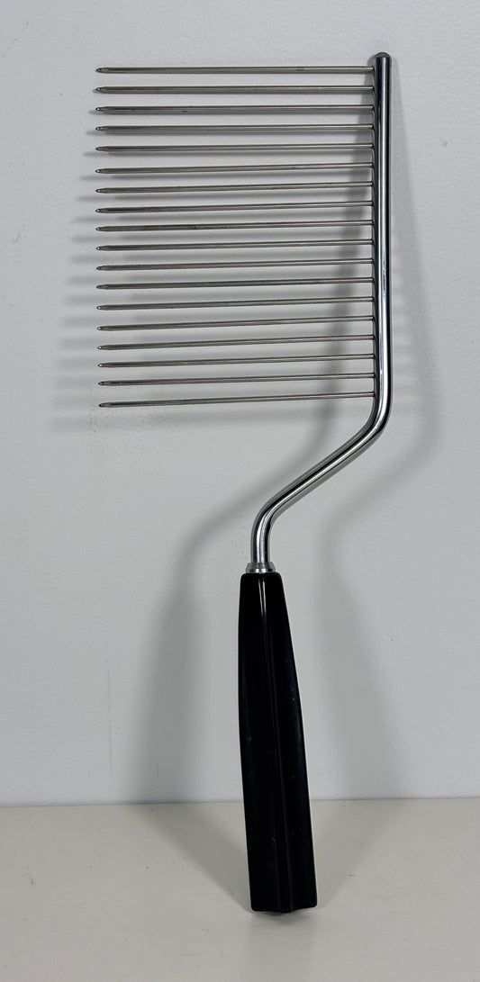 Schneider Vintage Cake Breaker