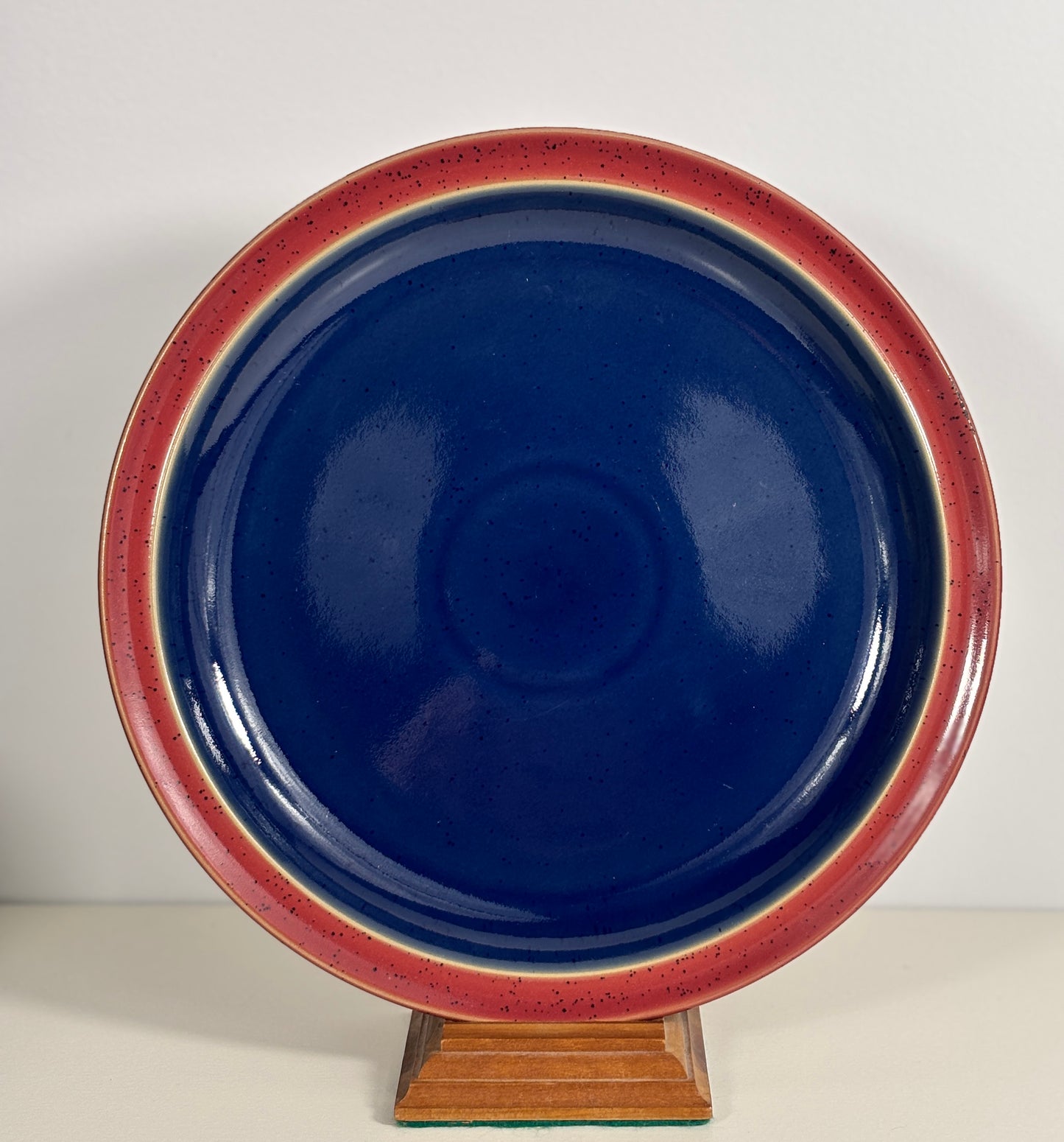 Denby Harlequin Blue and Red Dinner Plates