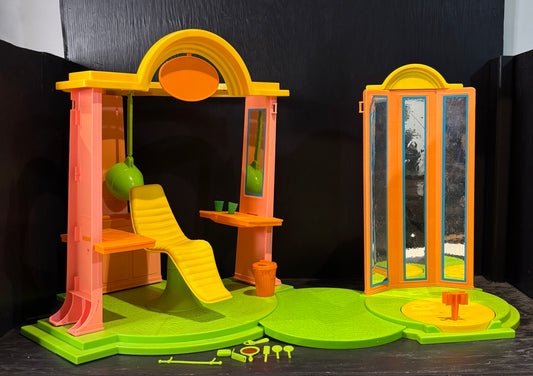 1976 Barbie Beauty Boutique