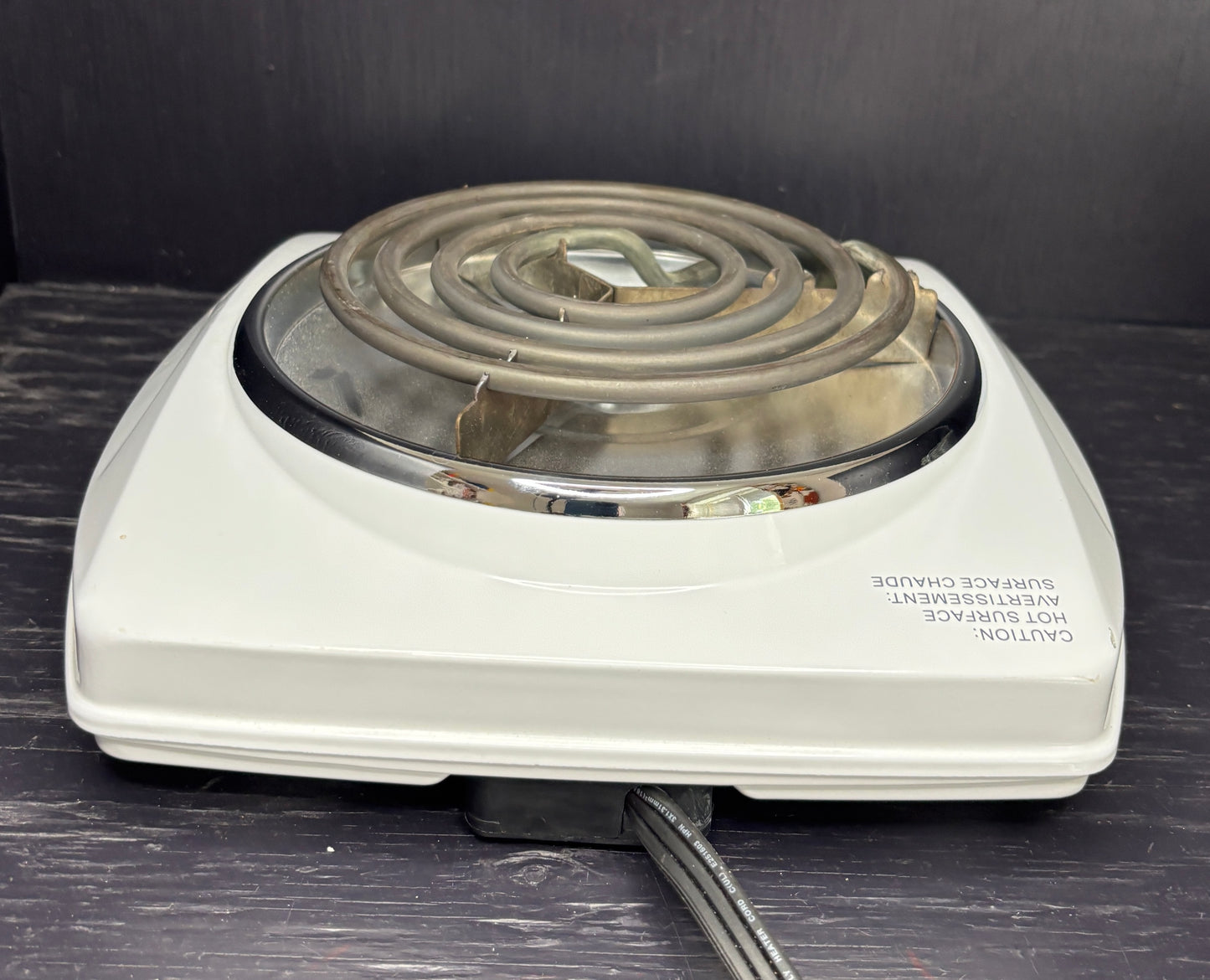 Salton HP1209 Single Burner Cooktop