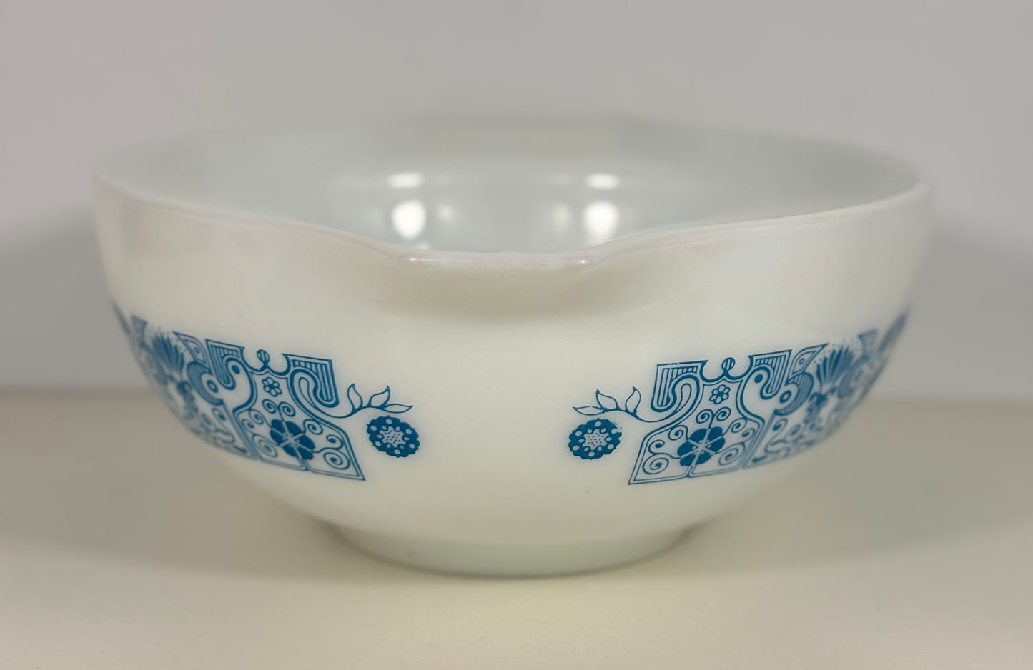 Pyrex Horizon Blue Cinderella Mixing Bowl