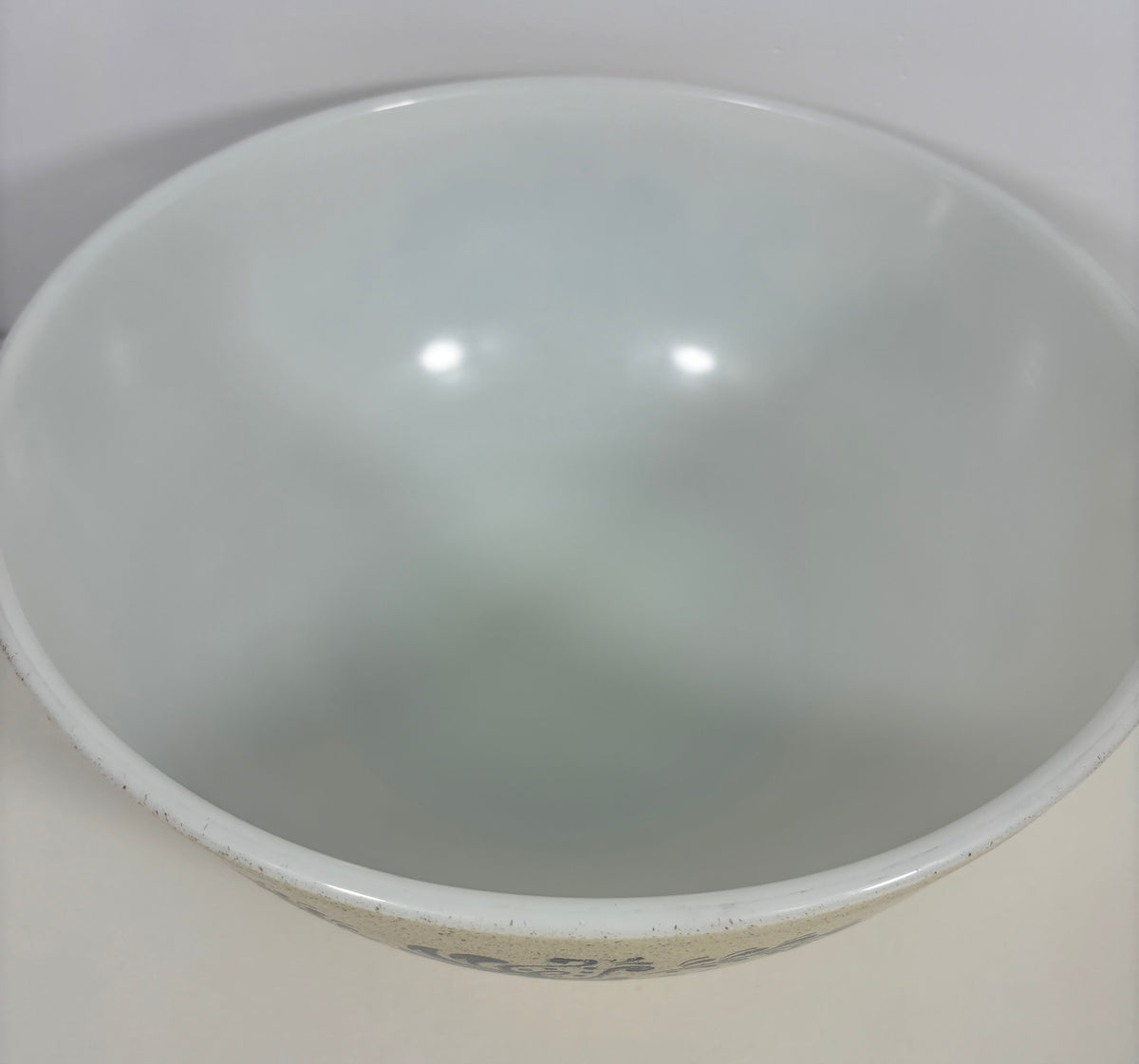 Pyrex Homestead 4 Quart Nesting Mixing Bowl