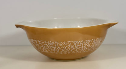 Pyrex Woodland 2.5 Quart Cinderella Mixing Bowl