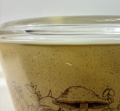 Pyrex Forest Fancies Mushroom Design 2.5 Liter Round Casserole Dish