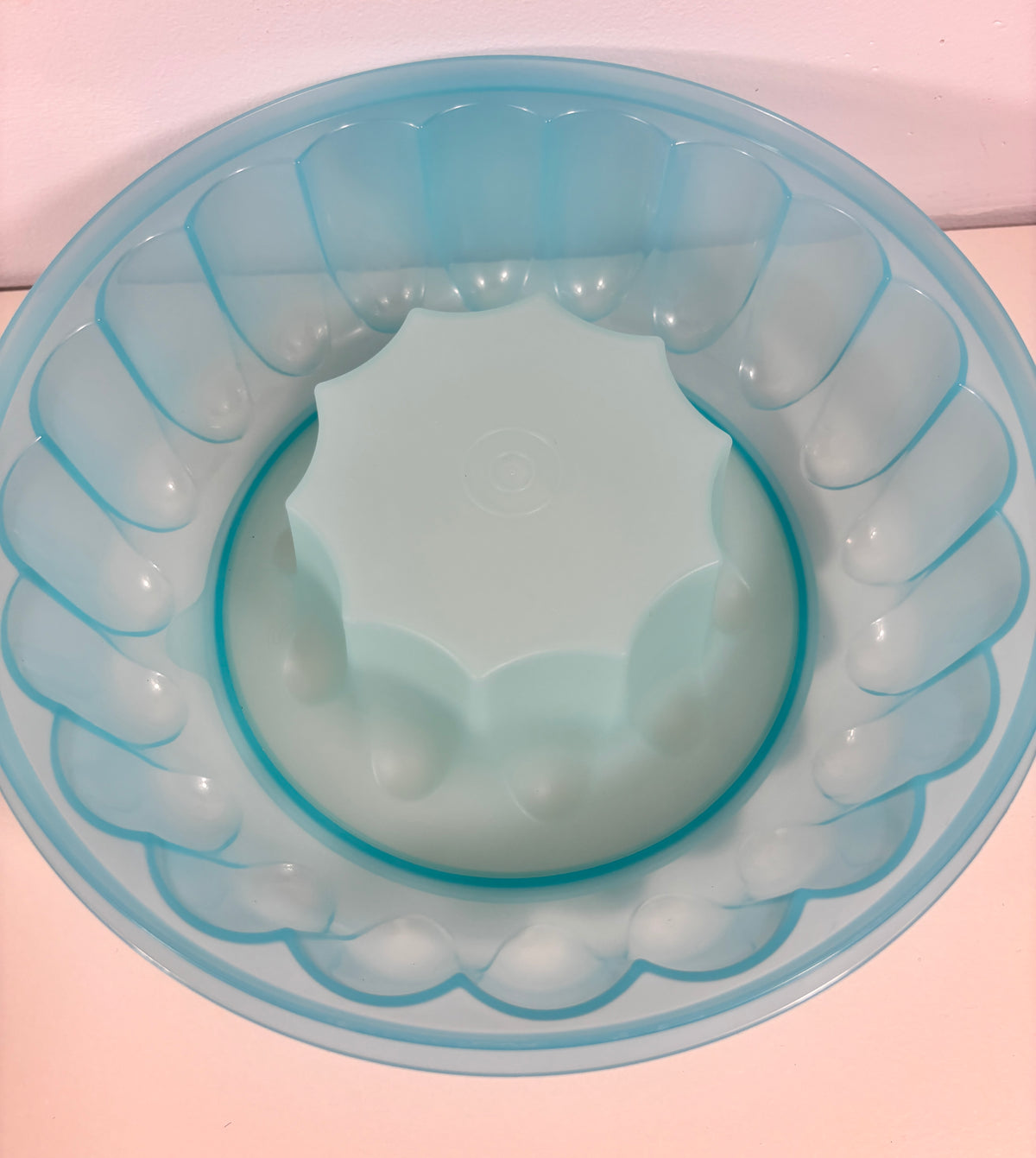 Aqua Blue Tupperware Jel-Ring Vintage Jello Mold