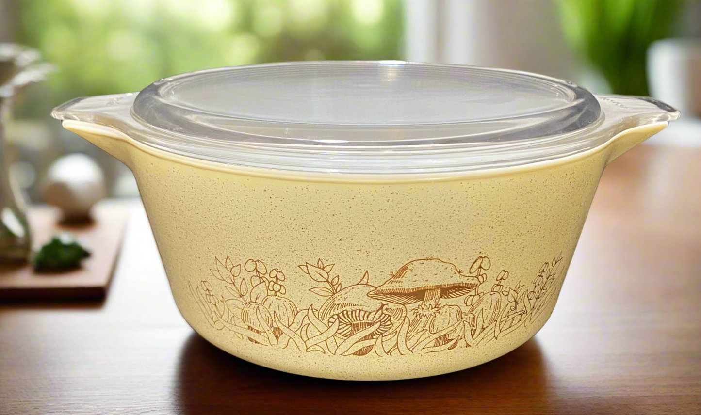 Pyrex Forest Fancies Mushroom 2.5 Quart Casserole Dish