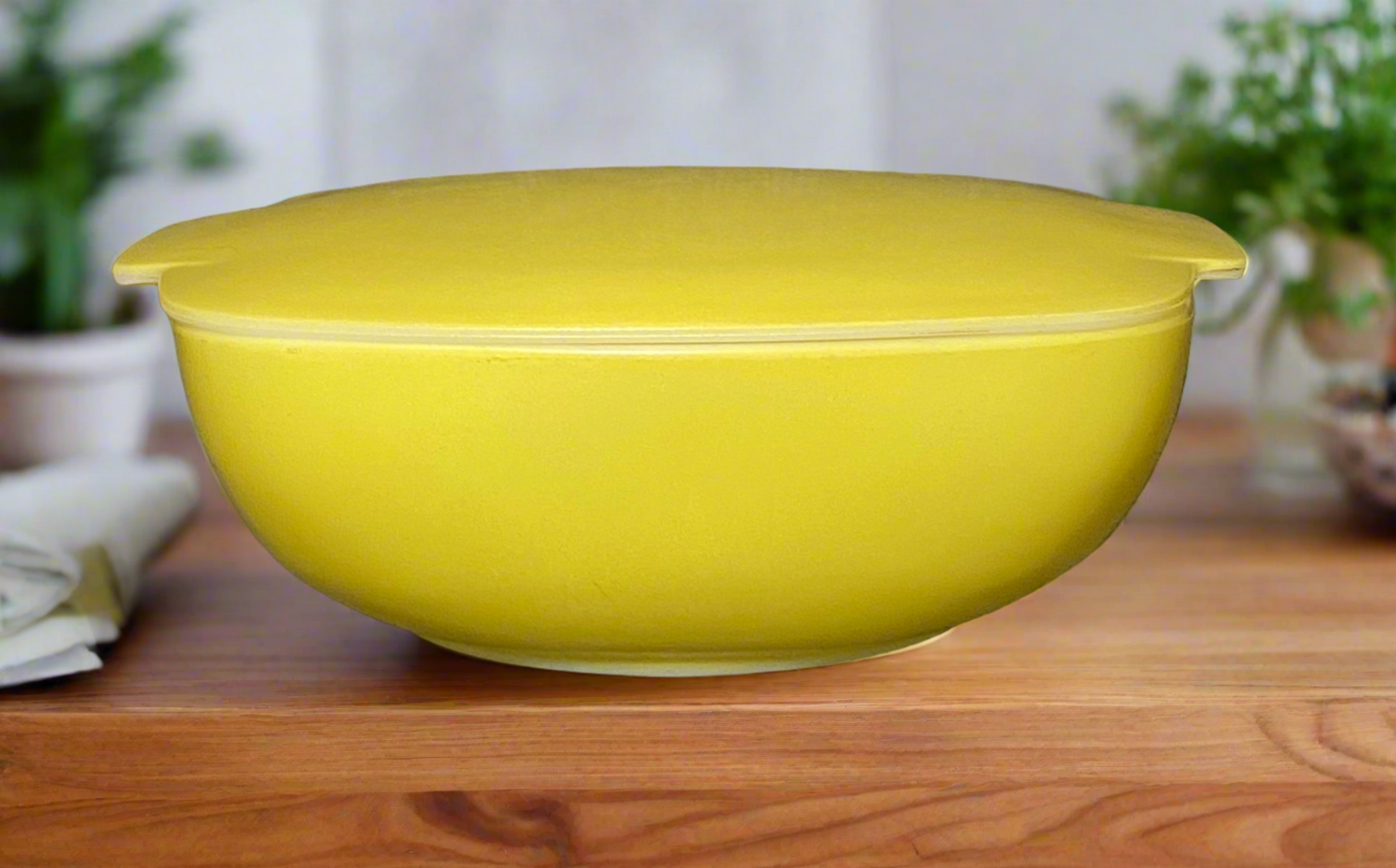 Yellow Pyrex Square Casserole Dish