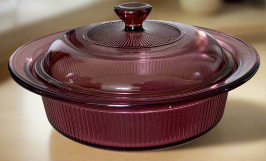 red purple casserole dish with lid