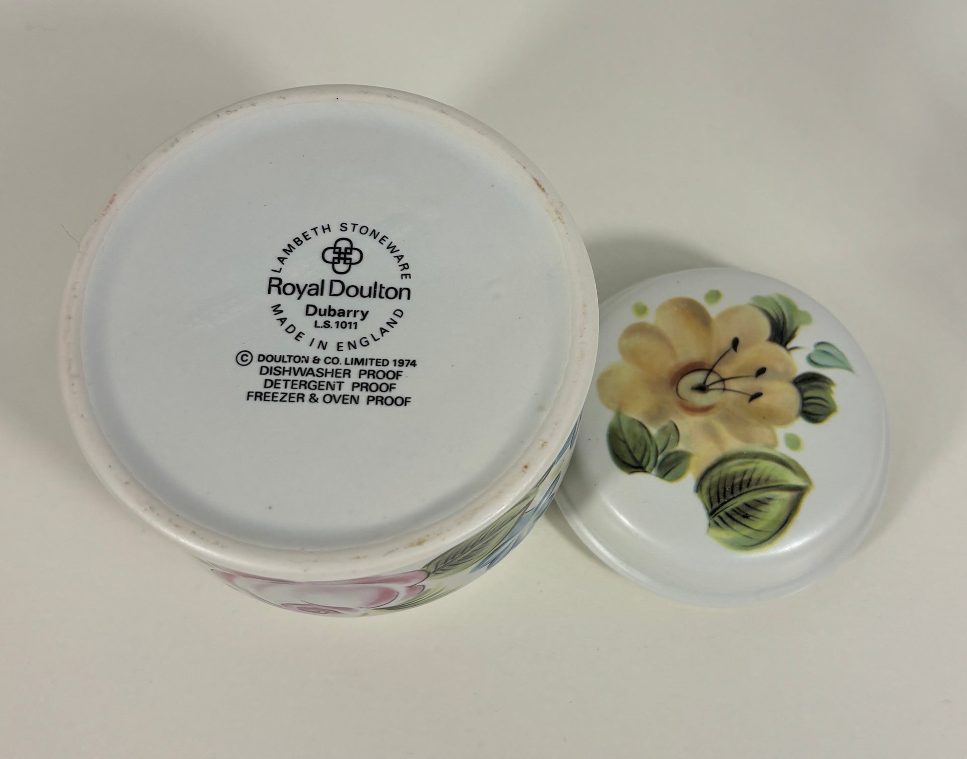 Royal Doulton Dubarry Covered Sugar Bowl
