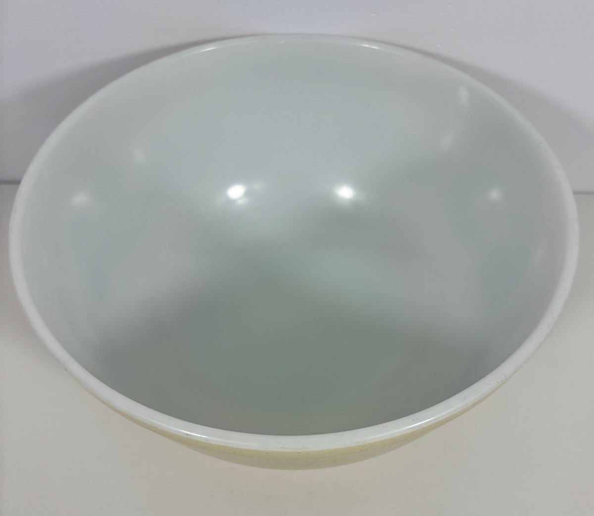 Pyrex Homestead 2.5 Quart Nesting Mixing Bowl