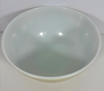Pyrex Homestead 2.5 Quart Nesting Mixing Bowl