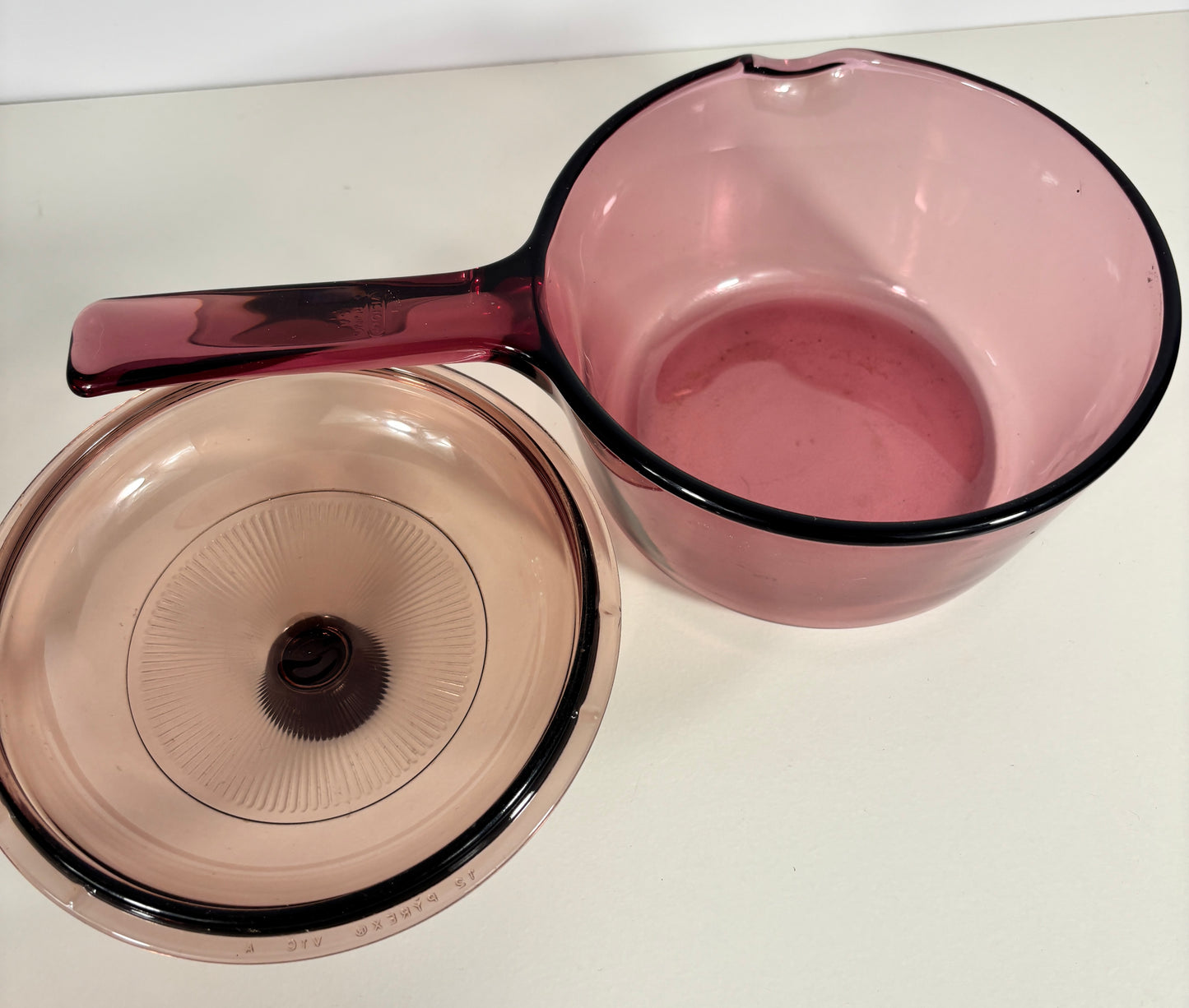 Corning Visions Cranberry 1 Litre Covered Saucepan