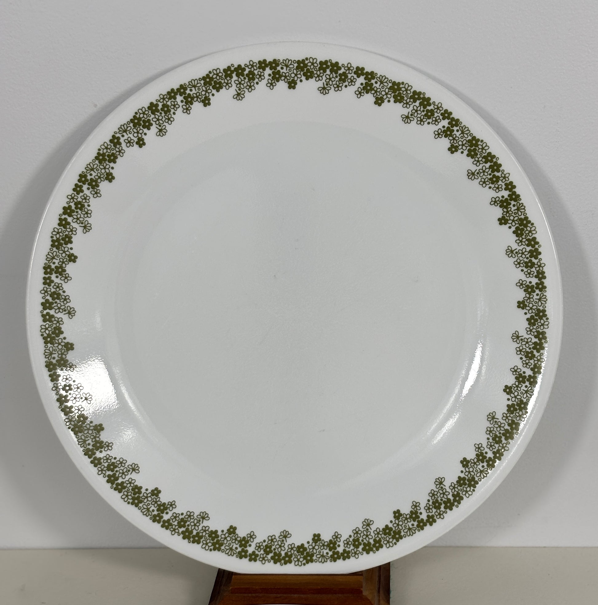 Corelle Green Crazy Daisy Spring Blossom Dinner Plate