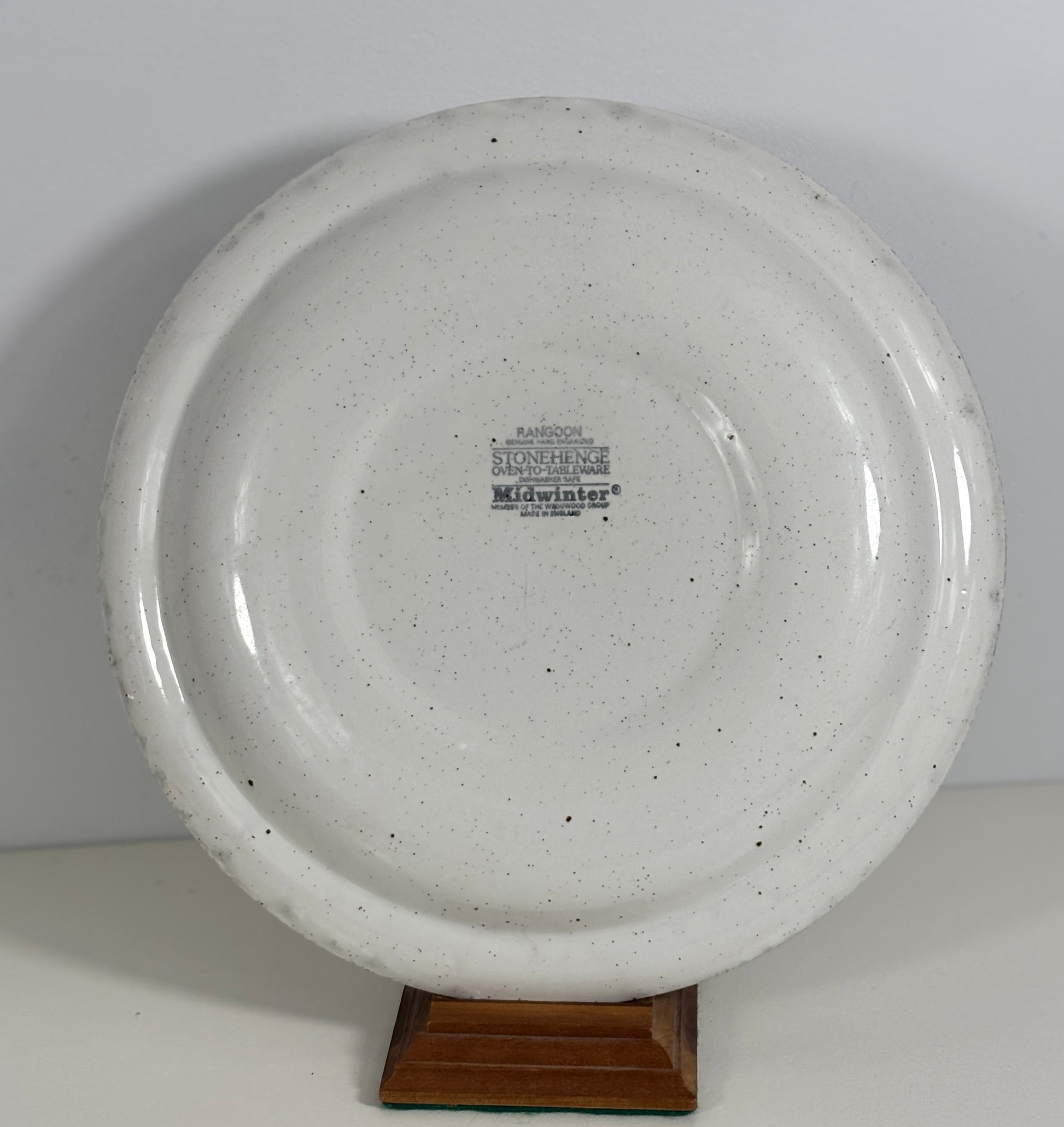 Stonehenge Midwinter Rangoon Plate
