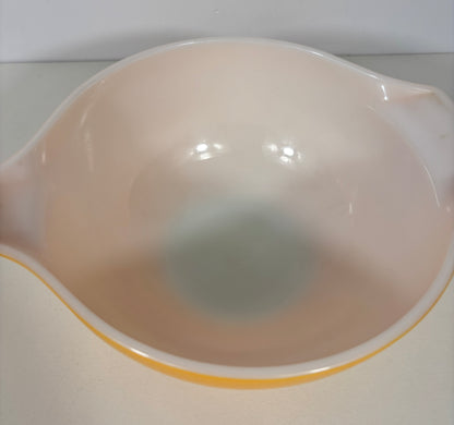 Pyrex Yellow Gold 1.5 Quart Cinderella Mixing Bowl