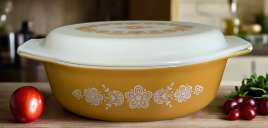 Pyrex Butterfly Gold 2.5 Quart Casserole Dish 045