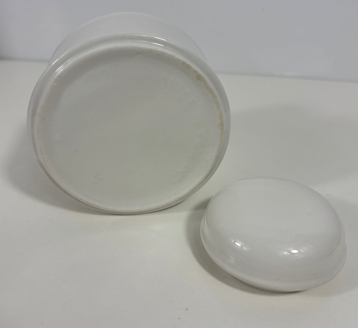 Stonehenge Midwinter White Sugar Bowl