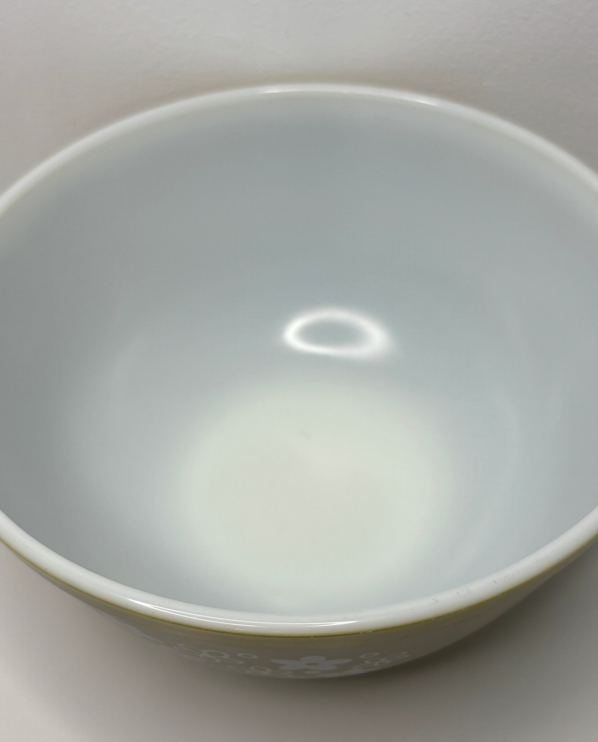 Pyrex Spring Blossom Crazy Daisy 2.5 Quart Nesting Mixing Bowl