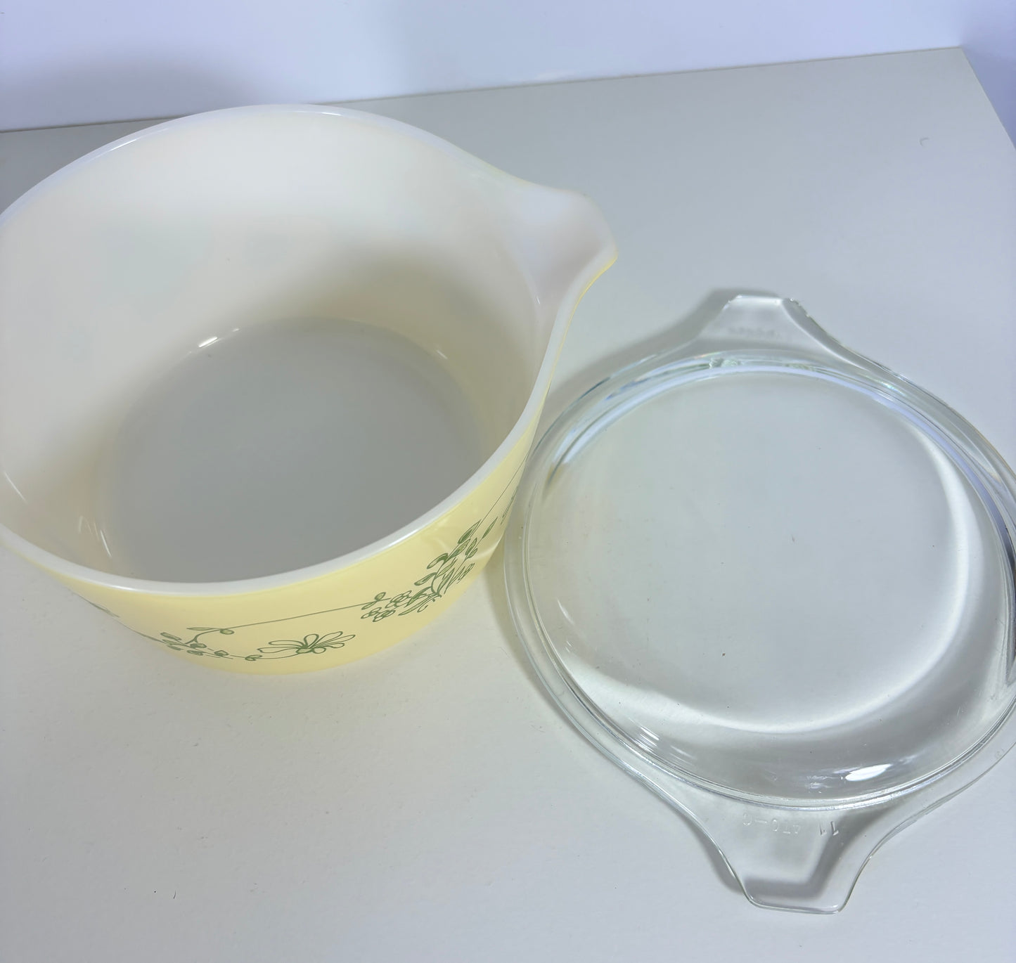 Pyrex Shenandoah Vintage Casserole Dish