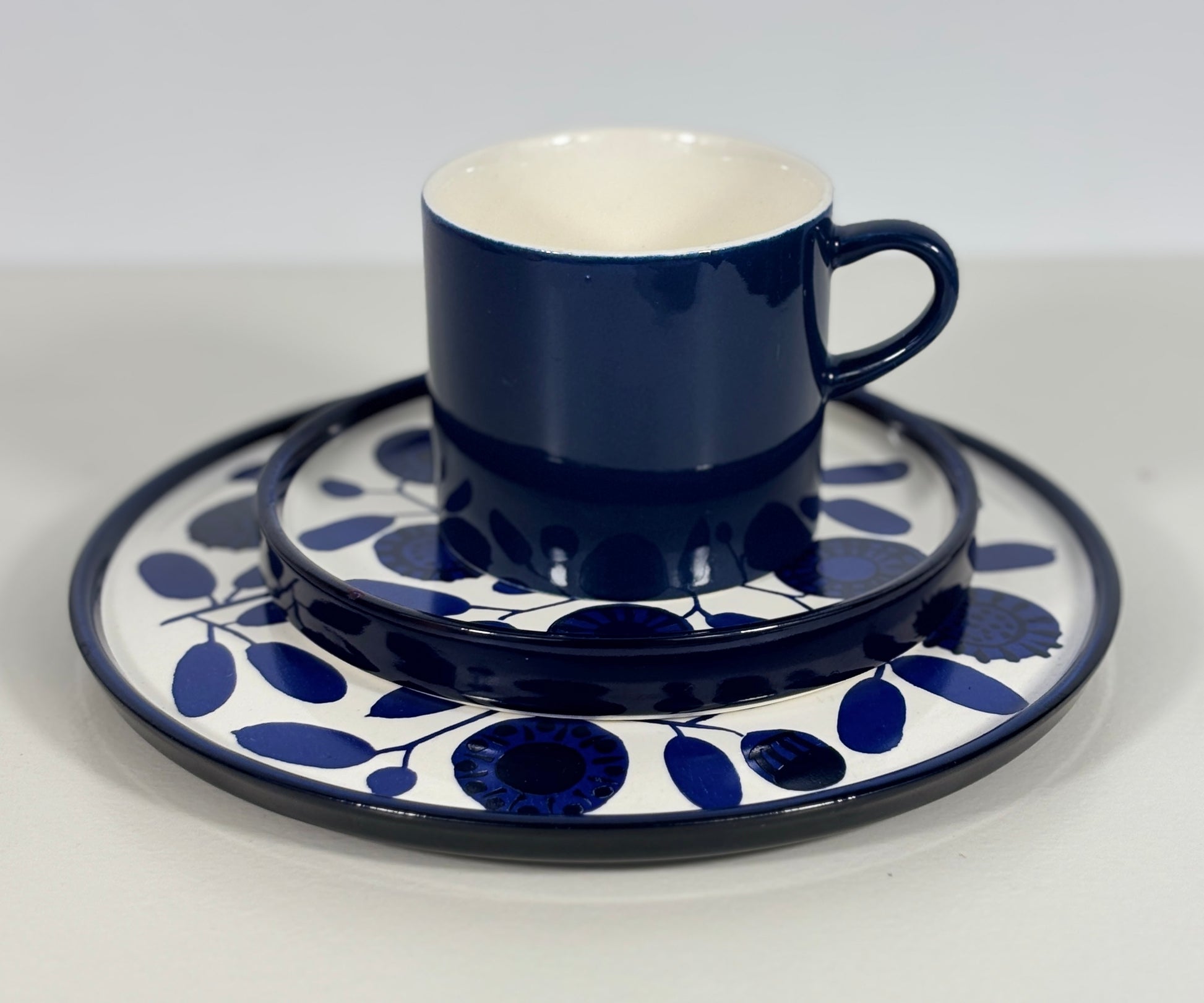 Melitta Stockholm Kobaltblüte Trio Plate Saucer and Cup