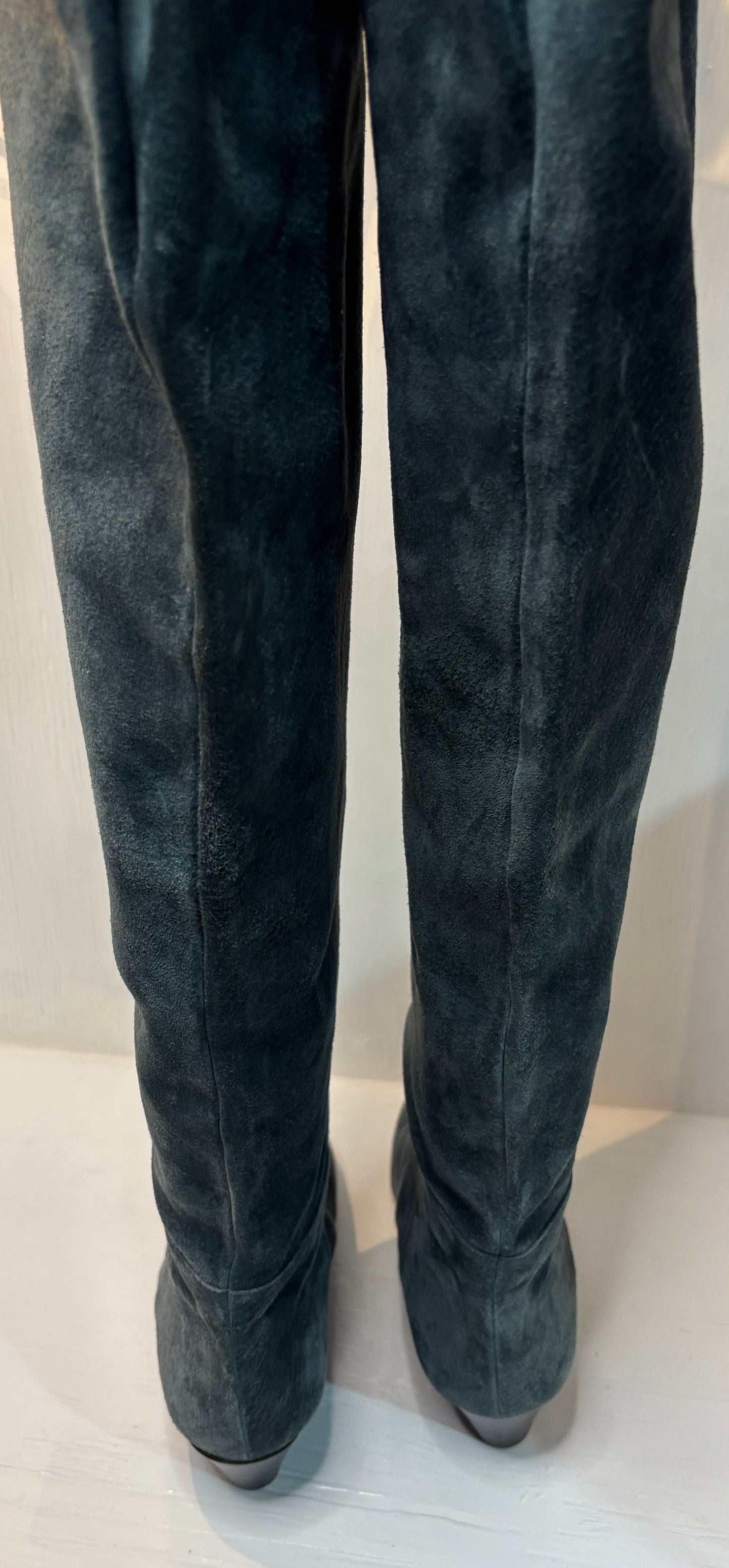 Veto Cuoio Italy Green Suede Women’s Knee High Boots