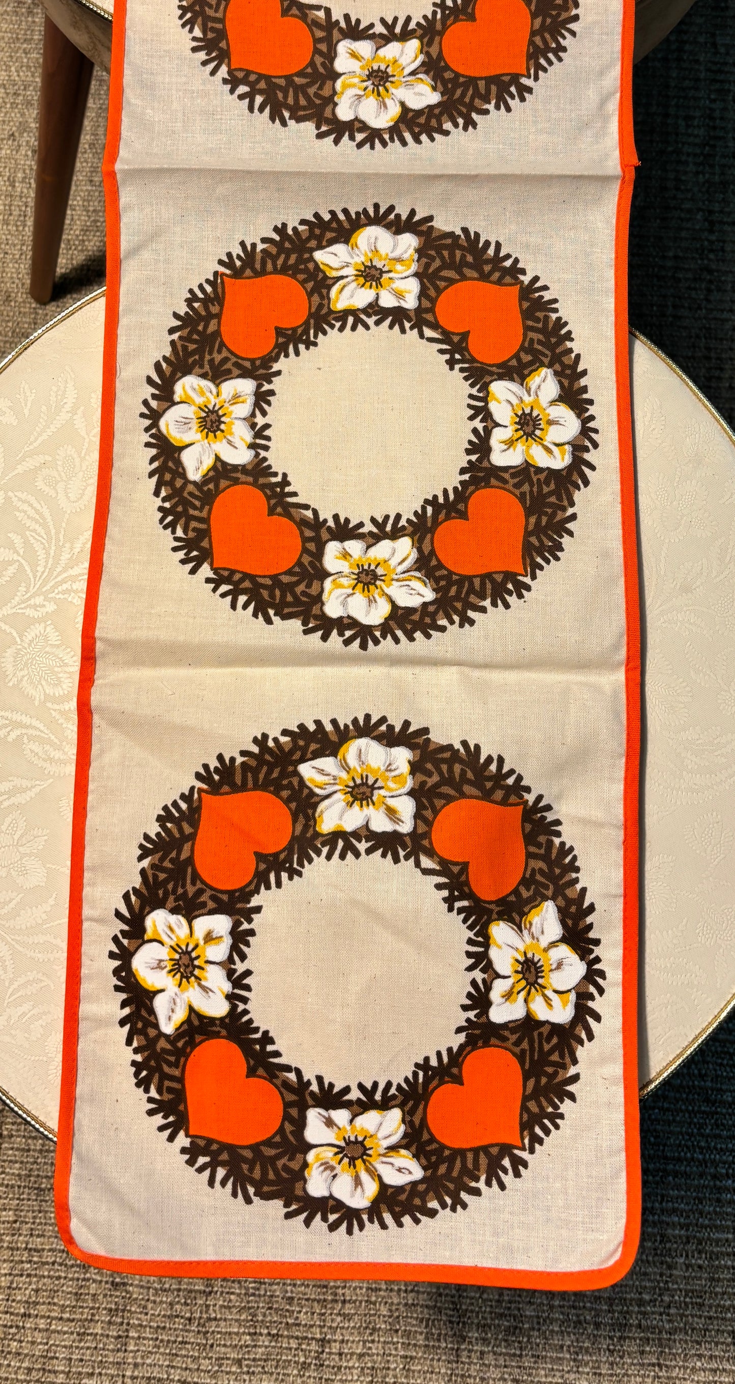 Orange Heart and Wreath Theme Vintage Table Runner