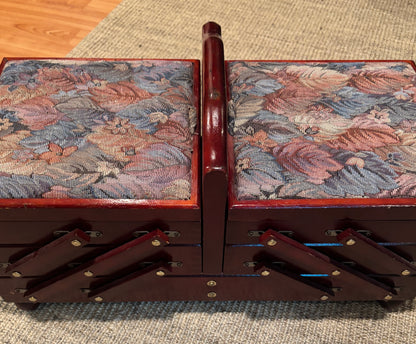 Accordion Expanding Sewing Box