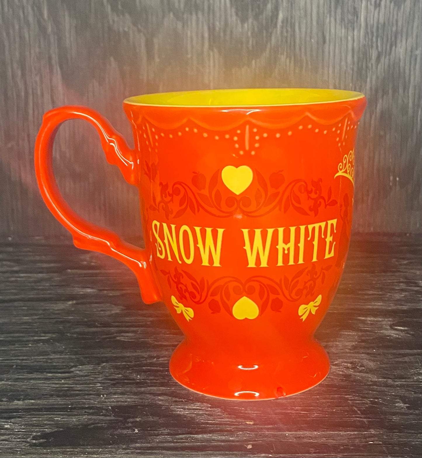 Disney Princess Collection Snow White Pedestal Mug