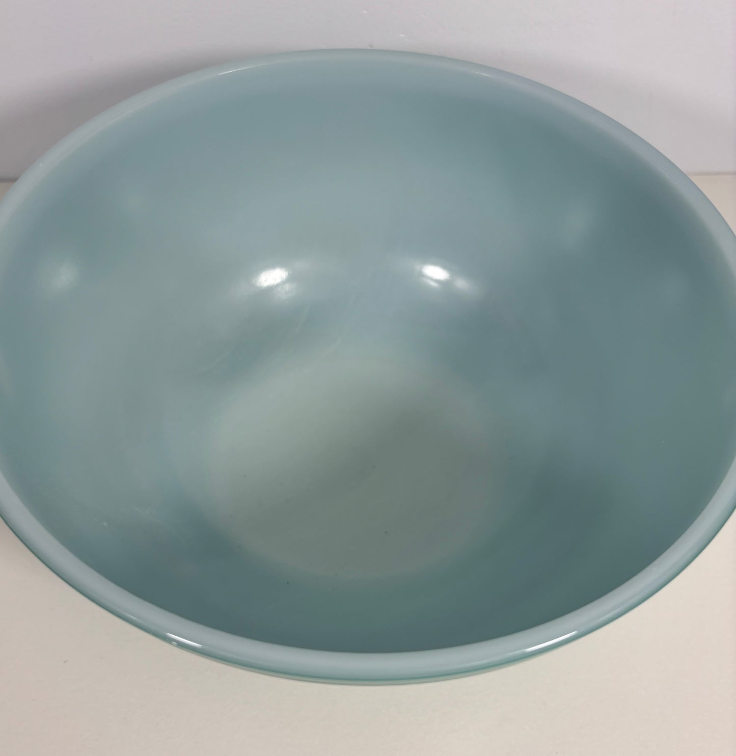 Pyrex Canada 2.5 Quart Primary Green Mixing Bowl