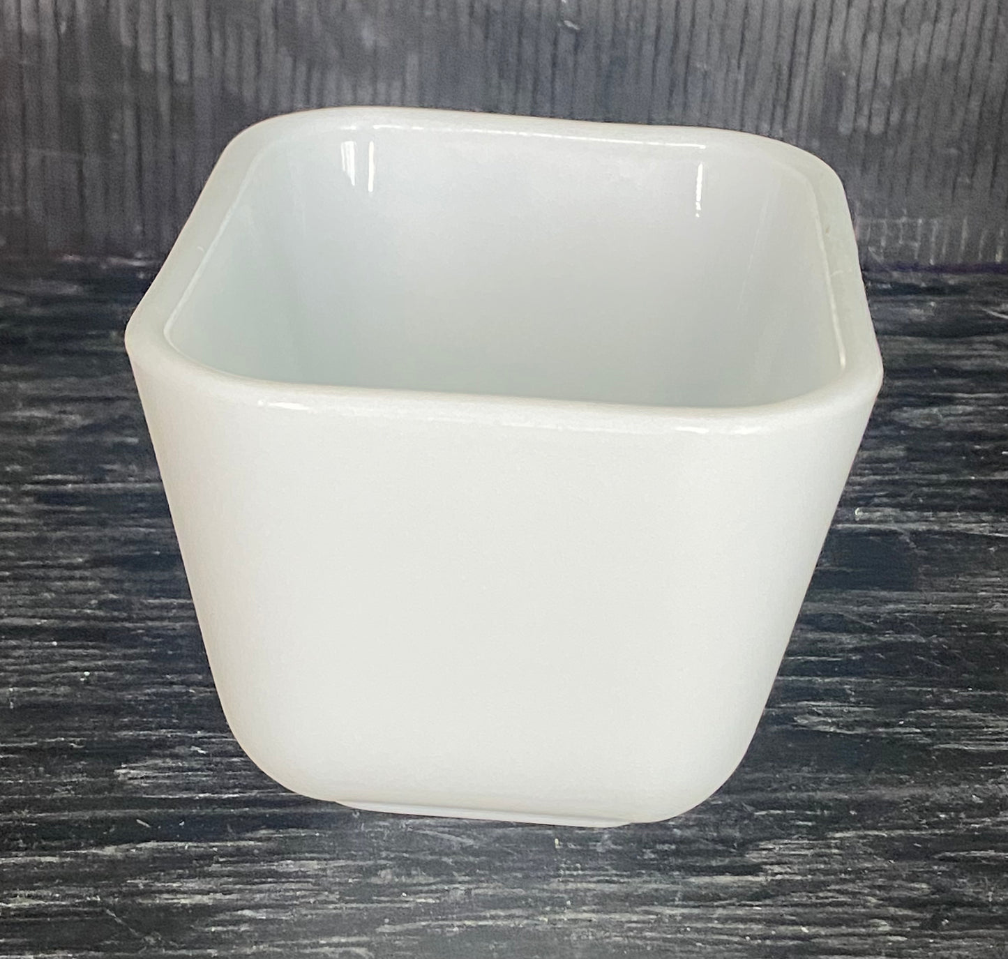 Vintage Pyrex Snowflake 350ml Fridgie Dish Pyrex 501B