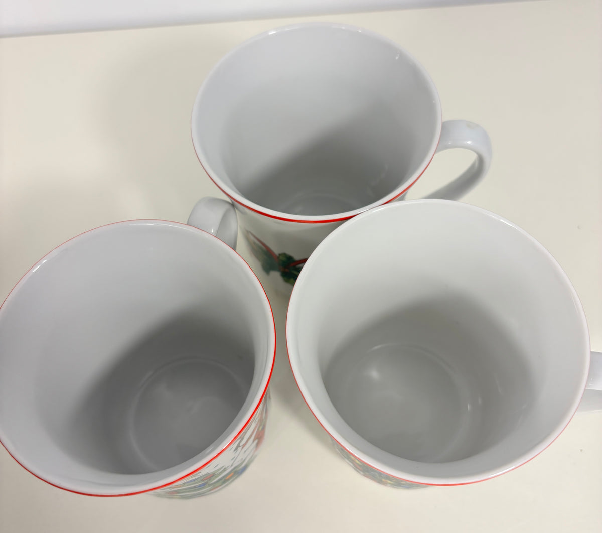 Arpo Romania Christmas Theme Mug Teacup Set